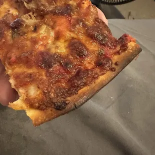 Is that pizza burnt? What do you think? And that was the replacement they Insist wasn't burnt!