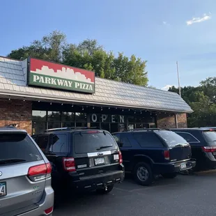 Typically packed parking - full house!