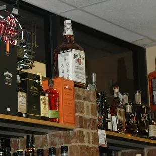 Parkway Wine and Liquor