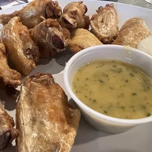 Wings w/ garlic butter sauce