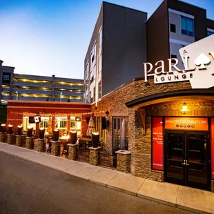 Parlay Lounge