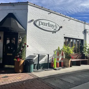 Parlays Outside from Sidewalk