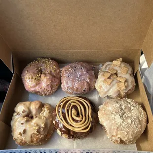 donuts, food, dough desserts
