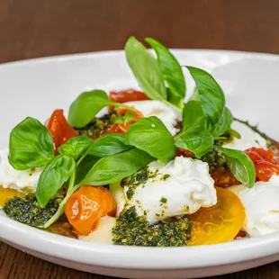 Creamy Barrata &amp; Heirloom Tomato