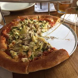 Pesto Artichoke Pizza