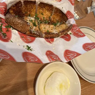 FRESH BURRATA