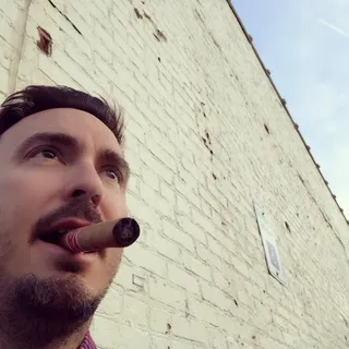 Dan T.