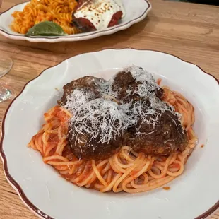 Chef Boyardee or what. Imagine meatballs with no sauce. incredible. won't be back