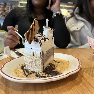 S'mores ice cream cake