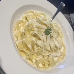 Fettuccine Alfredo