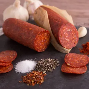 pepperoni, garlic and garlic