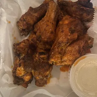 Buffalo DOZEN WINGS $14 on DoorDash