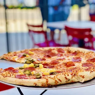 18" Pepperoni, three toppings