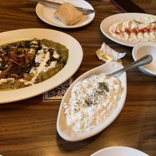 Maust-O-Khiar
