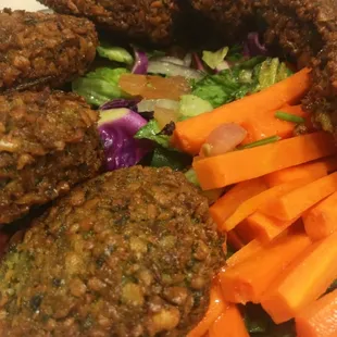Falafel salad