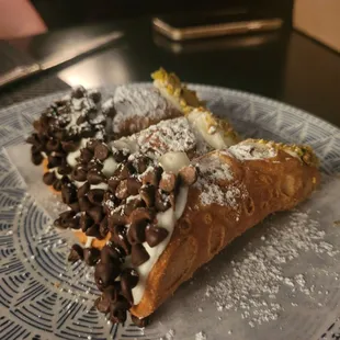Cannolis