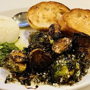 The burrata was fresh, the Brussels were light and crispy , the toast wasn&apos;t dry, and the pesto hit all the right flavor notes.