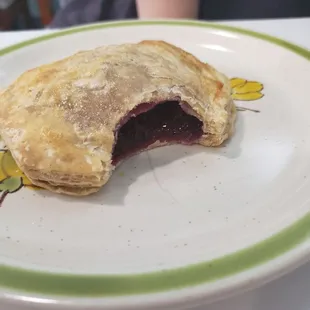 mixed berry pie pocket