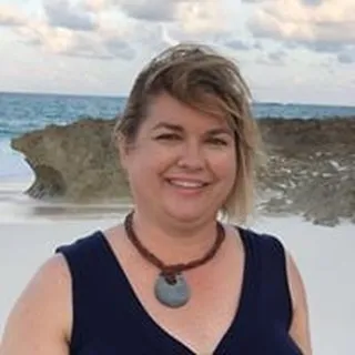 Lisa L.
