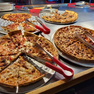interior, pizza