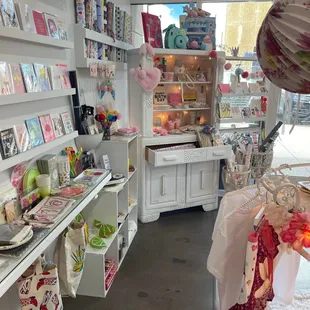 Cutest cards, party favors, wrapping paper, &amp; carry all bags