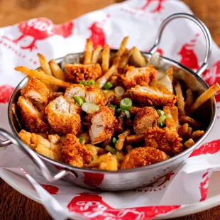 Hot Chicken Poutine