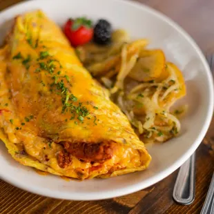 Hot Chicken-Pimento Cheese Omelet