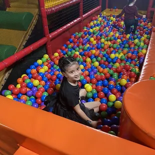 Ball pit