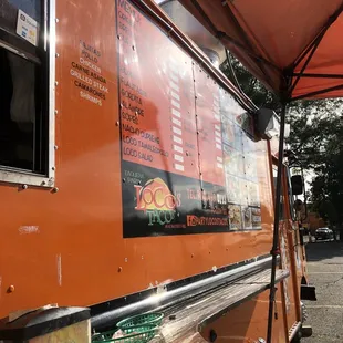 Party loco's tacos food truck!