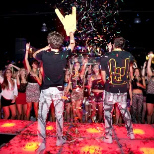 Super Sweet 16 parties. Glowing dance floors, confetti, LED lighting effects and great music.