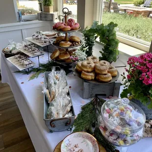 Love always getting pictures of the events we provide rentals for =)