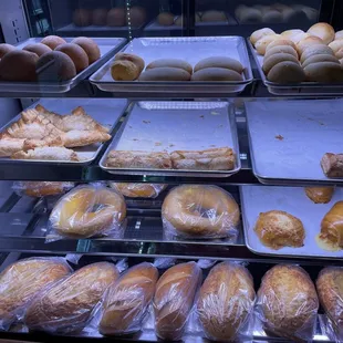 Parva Colombian Bakery & Restaurant