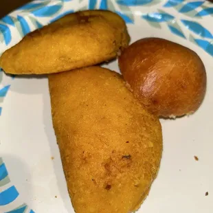 Pollo empanadas and bunuelo!