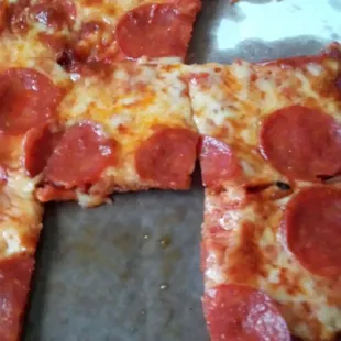 Best of all, check out that cardboard! No wonder it's so soggy. Not to mention it tasted raw...