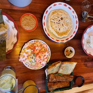 The bright chips were lovely to dip in the peanut sauce