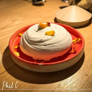 Pavlova dessert $15