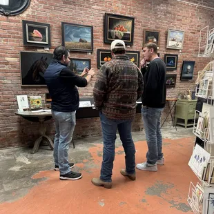 Stephen C Shirley talking with collectors