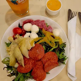 Antipasto salad...mmm artichokes!