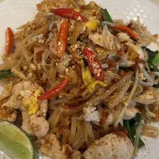 Pad Thai (hot)