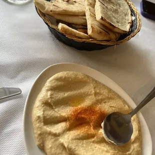 Hummus