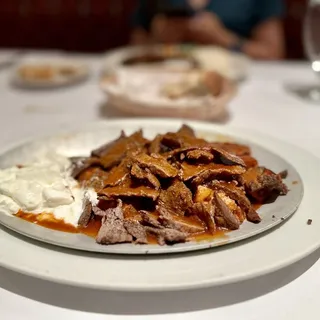Iskender Kebab (DONER kebab w/ yogurt)
