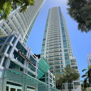 Area in front of the bistro. Biscayne Blvd.