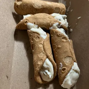 Cannoli