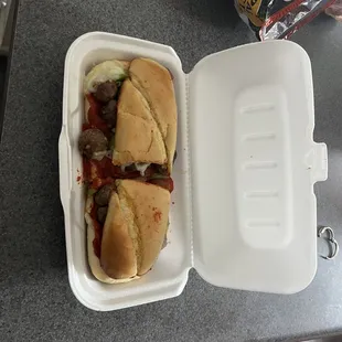 Italian sausage sandwich, victim of shrinkfellation!!!