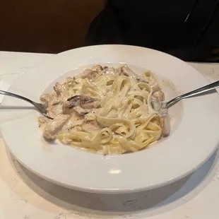 Fettuccine Alfredo +Chicken