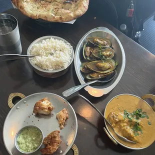 Garlic Naan Lamb Korma 5 Piece Chicken Pakora