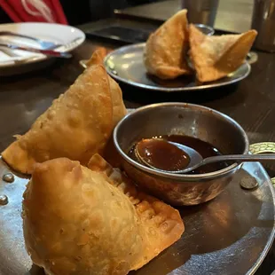 2 Piece Meat Samosa
