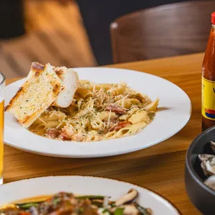 pasta dish, pasta, food
