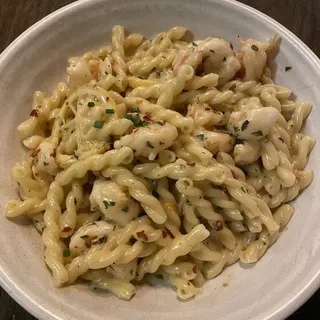 SHRIMP SCAMPI