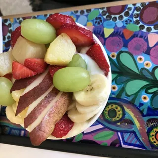 Fruit - yogurt - granola